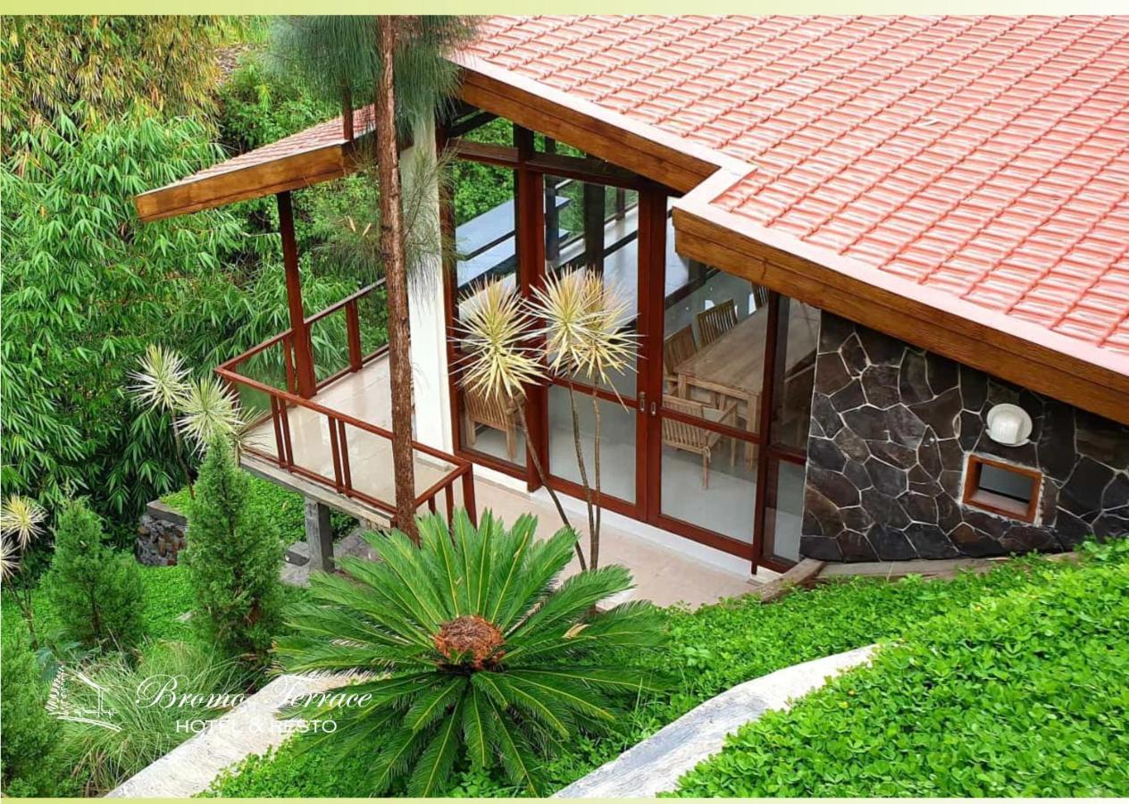Bromo Terrace Hotel Экстерьер фото